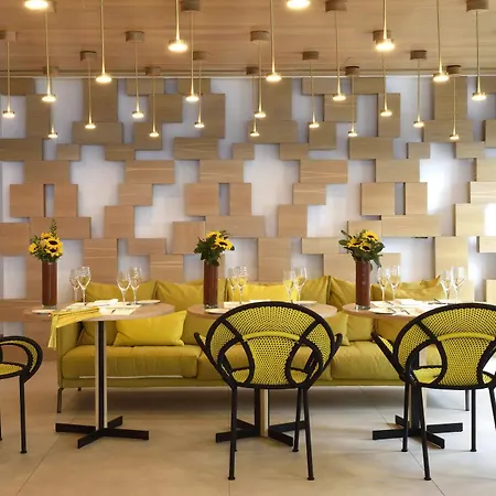 فندق ماي كونيان نايا - ومنتجعات بريفيرد 5*