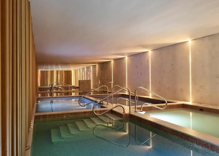 麦肯尼亚奈亚 - 首选酒店及度假村 Mykonos Town